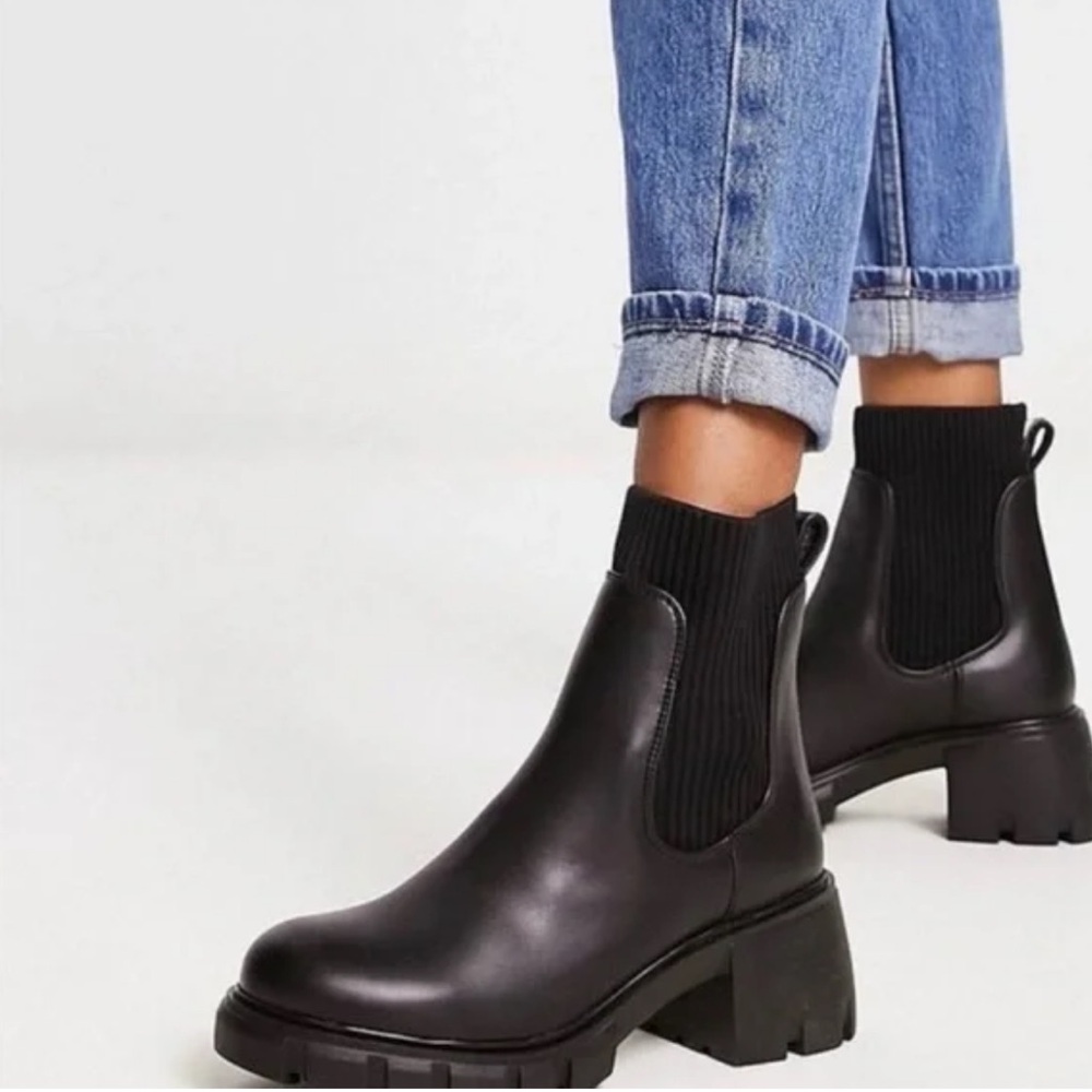 Steve Madden Hayle Leather Stretch Ankle Chelsea Boots